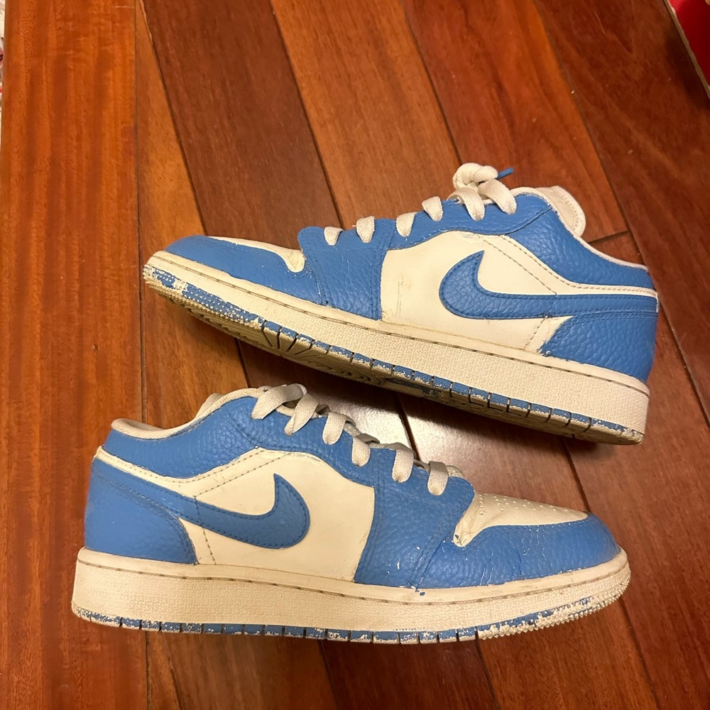 Jordan 1 Low UNC 4.5Y/6W
